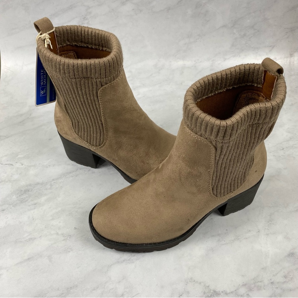 White Mountain Benji Chunky Heel Heeled Winter Chelsea Boots Ankle Booties 6 NWT